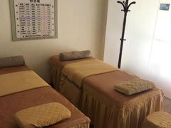 -初心正骨艾灸养生馆