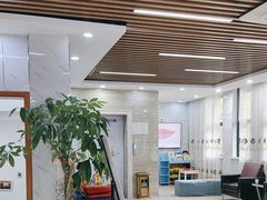 -茂菊口腔连锁(浦东南路店)