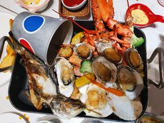 -水桶王国主题餐厅·聚会·生日派对·亲子活动·家庭套餐(亚龙湾希尔顿店)