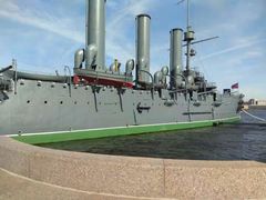 -阿芙乐尔号巡洋舰