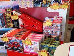 -壳牌华苑加油站