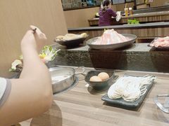 -呷哺呷哺(新世界百货望京店)