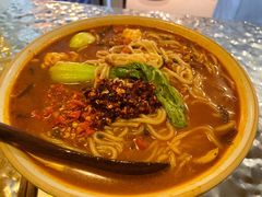-粉八·云南米线·建水烧烤(常熟路店)