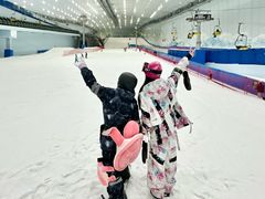 -哈尔滨热雪奇迹
