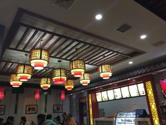 大堂-石头门坎