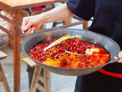 -四小区火锅·巷子里的重庆火锅(花照壁店)