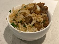 特色腊味煲仔饭-百年果林椰子鸡(中洲店)