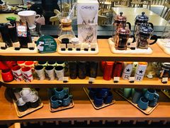 零售区-星巴克臻选(广州太古汇店)