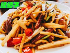 酸笋炒大肠-牛八宝桂林米粉(八里庄店)