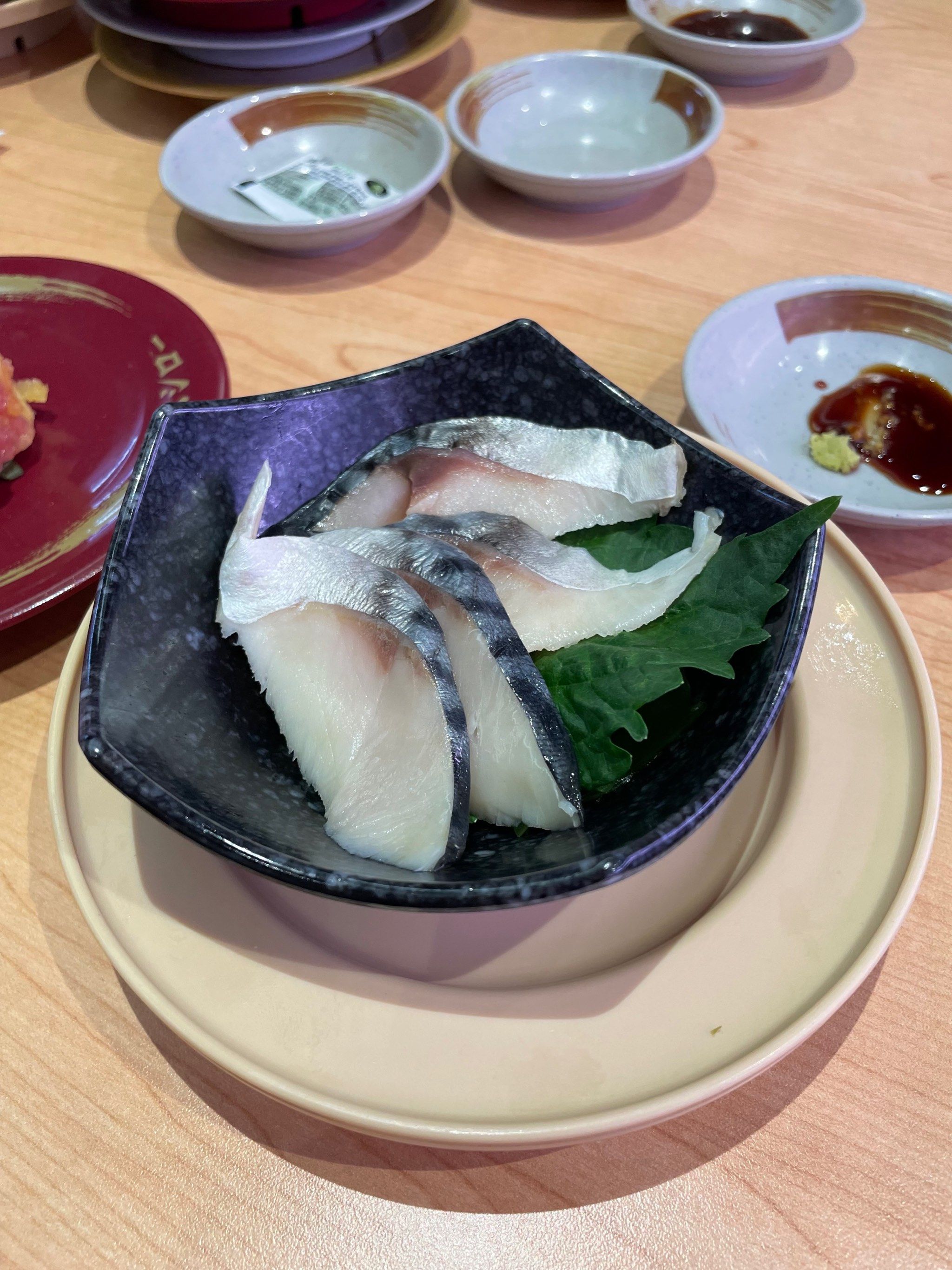 いつも鴨や鶏肉食べてるし広東省はがちょうと鳩も今更チキンを食