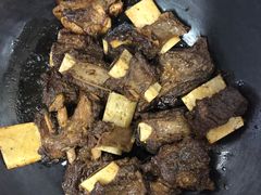 -鑫驼峰牛排火锅(普陀路店)