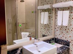 洗手间镜台-维也纳酒店(广州番禺市桥地铁站店)