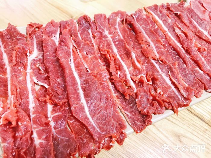 顶鲜潮牛(融旺店)吊龙图片