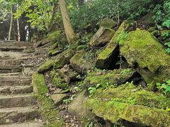 -金堂县云顶石城风景区