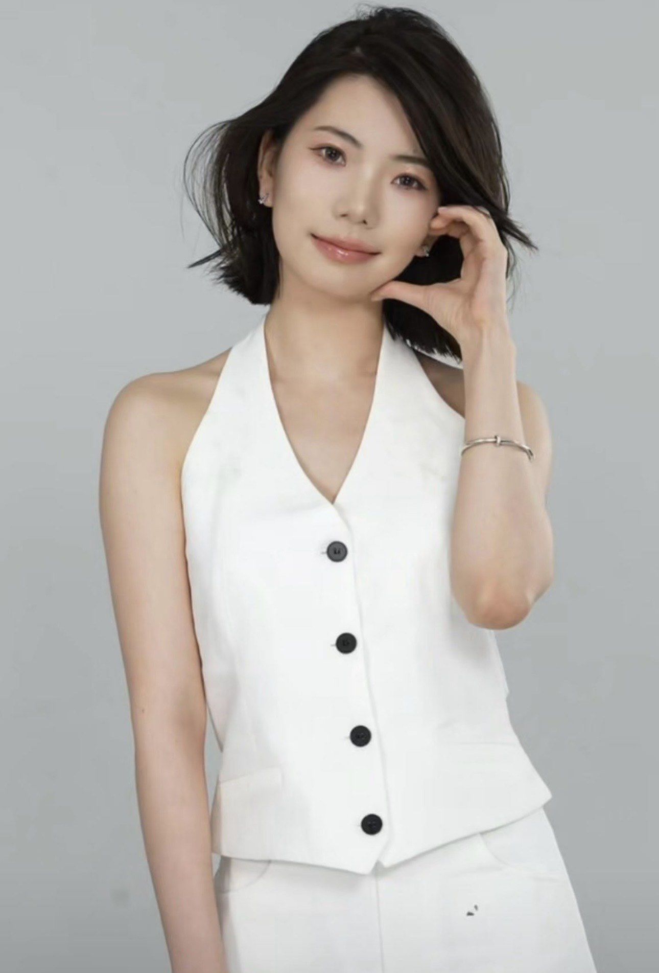 女性魅力四射 ✨