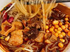 -麻婆婆白家肥肠粉(海岸城店)