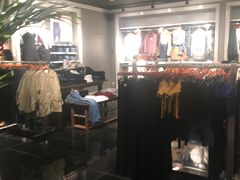 -Abercrombie&Fitch(德基广场店)