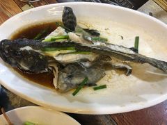 -庆余生平价生猛海鲜(海棠湾林旺夜市店)