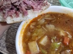 -任强肉丸糊辣汤腊牛肉夹馍(劳动西路总店)