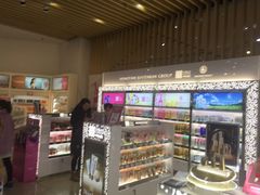 -国药中服免税(北京坊店)