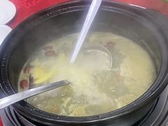 -花苑美食横琴生蚝火锅(拱北粤华路店)