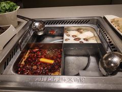 -海底捞火锅(凯德广场店)