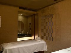 -灸春堂·艾灸·痛症·整脊连锁(丰潭路店)