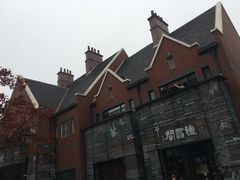 -钟书阁(松江泰晤士小镇店)