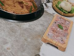 -由衷贵州酸汤牛肉火锅(新桥店)