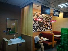 -迈德思客•汉堡•烤鸡(围墙巷店)