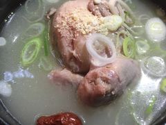 -长寿参鸡汤(朝韩风情街店)