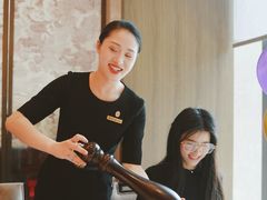 -罗宾斯牛排馆(重庆丽晶酒店)