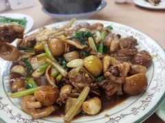 栗子焖鸡-众源美食(光复阁店)
