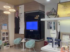 -维乐口腔(美维云门诊陆家嘴店)