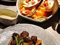 -穹六人间 people 6(岳阳路店)