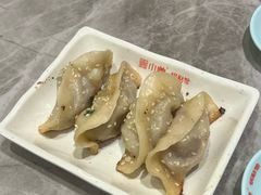 牛肉鍋貼-小姜锅贴(凤凰街店)
