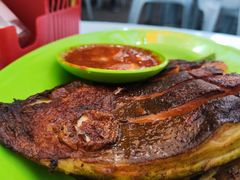 -明记烧鱼美味店