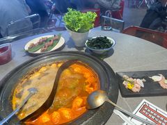 -生活如沸·顺德水牛奶火锅(大学路店)