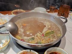 -乡土黄·鲜牛肉火锅·小龙虾(兴业街店)