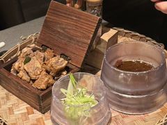 -左庭右院鲜牛肉火锅黑金店(陆家嘴中心店)