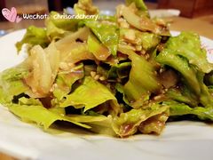 活捉生菜-二孃鸡爪爪(东风路总店)