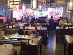 -川流不息·地道川菜·小龙虾(新松江路店)