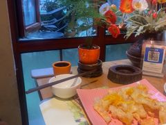 -月亮眼花园餐厅书吧酒吧