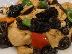 -侬佳蒸菜馆(听潮店)