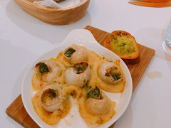 -GreyWhale灰鲸餐厅(武汉国际广场店)