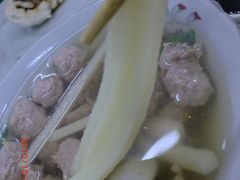 肉羹汤加酸笋-津品味小吃(大学湾店)