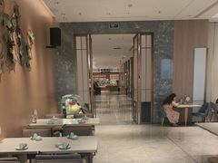 -泓历皇朝酒店(东亭店)