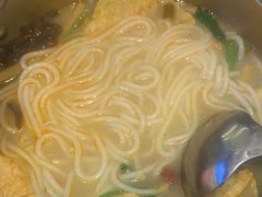 -雙冲柳州螺蛳粉&酸嘢&桂林米粉(簋街店)