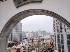 -银泰中心