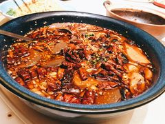 川香毛血旺-八府香鸭·啫啫煲(华山路店)